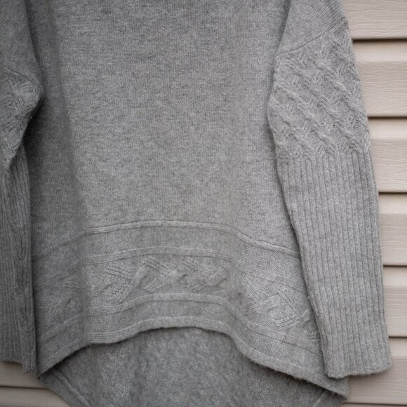 Neiman Marcus Cashmere Sweater L Gray Oversized Cable Knit High-Low Hem - Picture 3 of 9